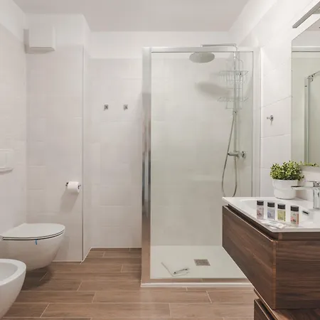 Jr Suite Premium - Terrace - Wi-Fi - Public Parking Trieste Exterior photo