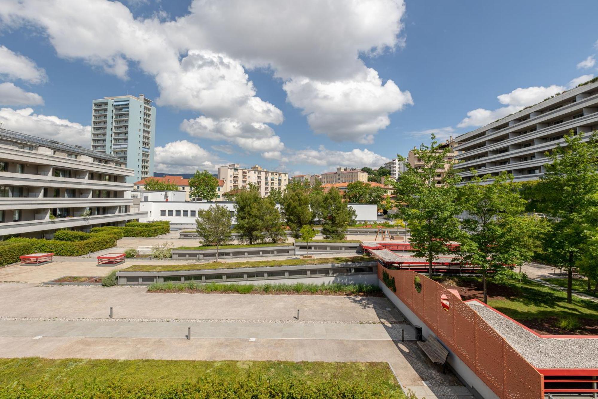 Jr Premium - Terrace - Wi-fi - Public Parking